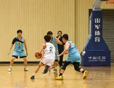 拼搏成就辉煌的前一句 拼搏成就辉煌的前一句