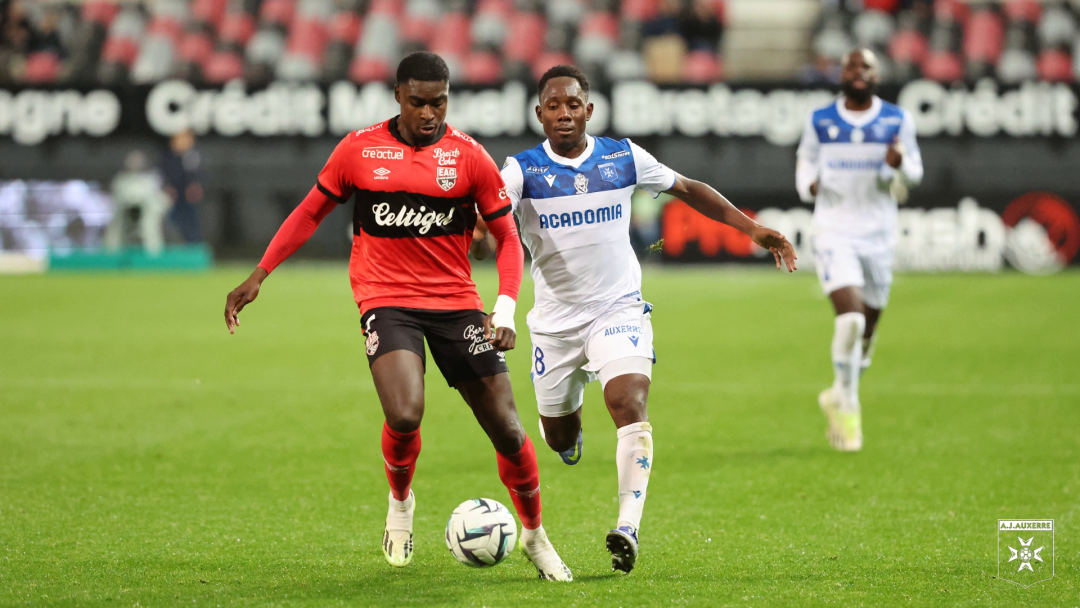 官方网站-包含圣埃蒂安主场告捷，稳定中游表现的词条